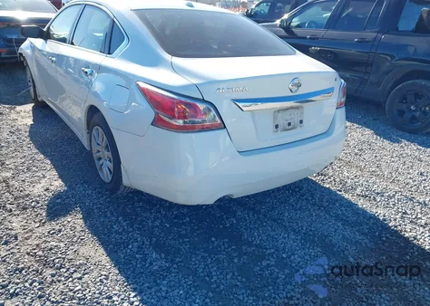 2015 Nissan Altima 2.5 S from USA, damaged, VIN 1N4AL3AP4FN871185